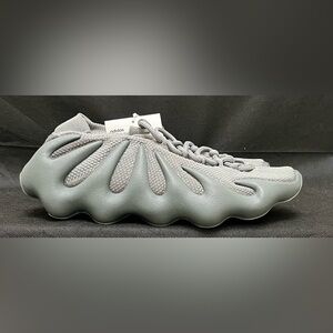 Men’s size 7 Yeezy 450 Stone Marine New With Box